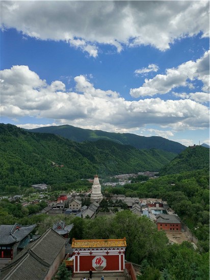 各地飛太原武宿五臺山機場包車五臺山3日VIP線路（4人起價）